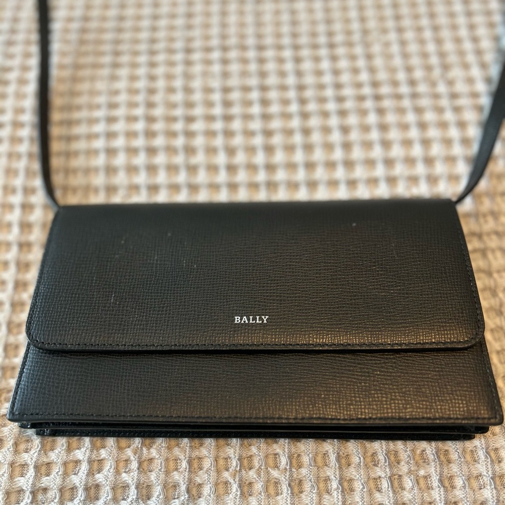 Women’s Bally wallet on chain with removable crossbody strap.